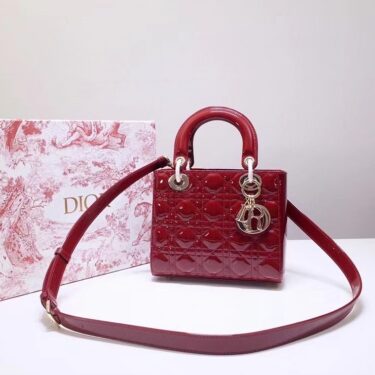 LADY DIOR