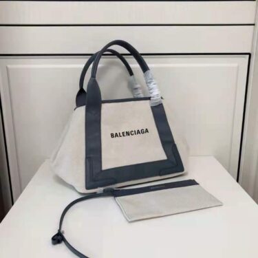 BALENCIAGA