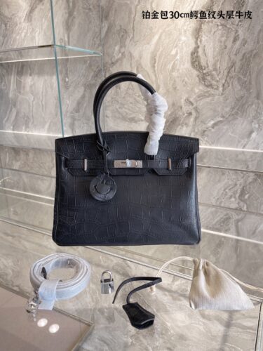 HERMES Birkin 30cmです