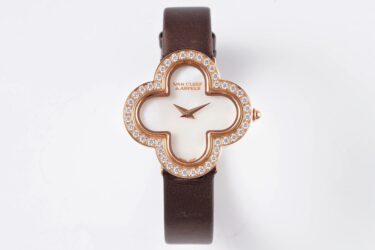 Van Cleef & Arpels 大人気‼️