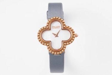 Van Cleef & Arpels 大人気‼️