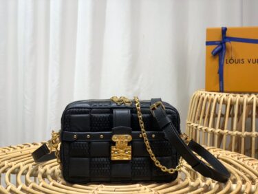 LOUIS VUITTON POCHETTE TROCA