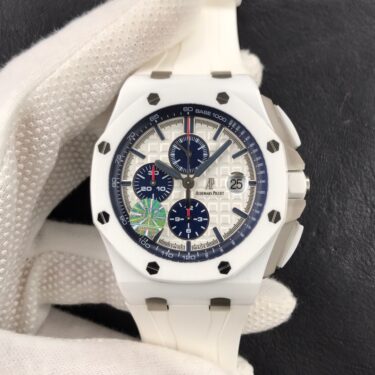 AUDEMARS PIGUET Royal Oak Offshore 2024年5月リリース最新のお写真です。売れてます