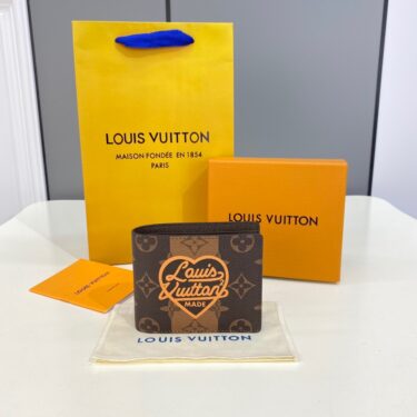 LOUIS VUITTON NIGOコラボ ウォレット