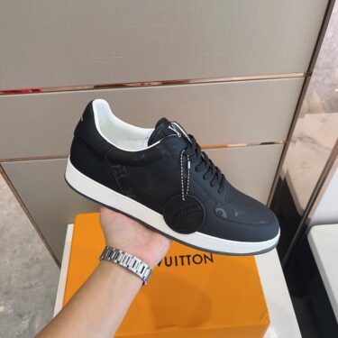 LOUIS VUITTON 38-45size