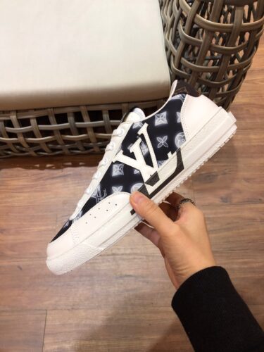 LOUIS VUITTON 38-45size