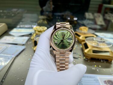 ROLEX Oyster Perpetual Day-Date 41