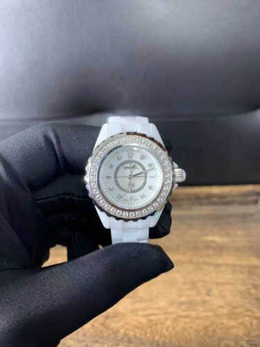 CHANEL J12 33mm