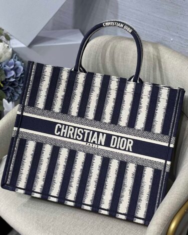 DIOR BOOK TOTE 幅36.5cm&幅41cm