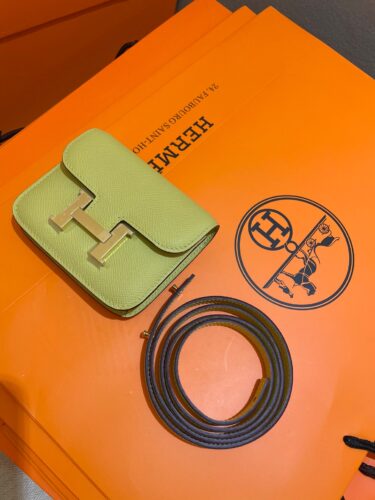 HERMES Constance EPSON皮 L12.4/H10.2/D3cm ショルダーバッグ
