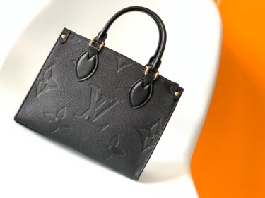 LOUIS VUITTON TOTE BAG ON THE GO 25cm×11cm×19cm 売れてます❗️