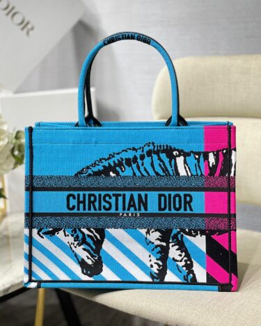 DIOR BOOK TOTE 幅36.5cm×28cm