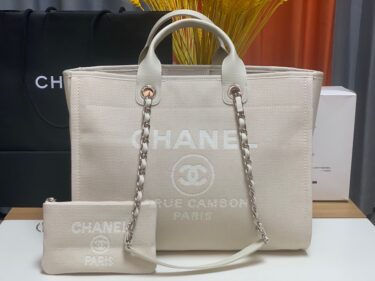 CHANEL 38cm×32cm×18cm