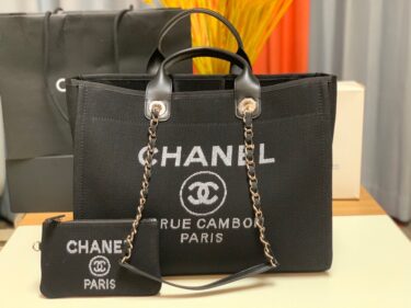 CHANEL 38cm×32cm×18cm
