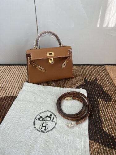 HERMES Kelly 19cm EPSON皮 超売れています！金具の品質が上がりました、 色はブラウンゴールド