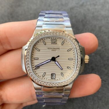 PATEK PHILIPPE MS Factory 女性用ノーチラス 直径35.2mm 厚さ8.62mm 石はジルコン天然石です。