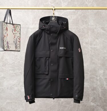 MONCLER ダウン