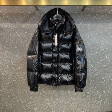 MONCLER ダウン