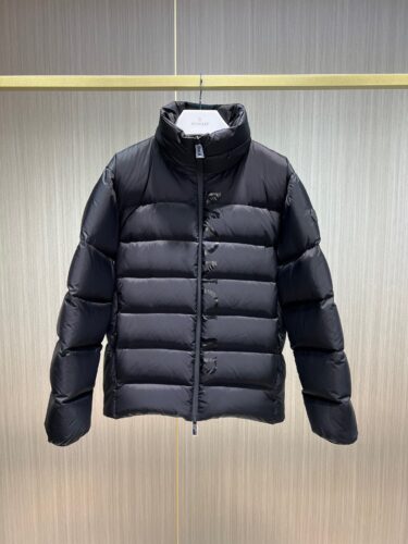 MONCLER ダウン