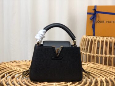 LOUIS VUITTON Capucines 21cm×14cm×8cm Taurillon皮