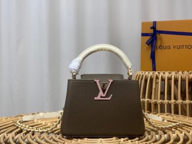 LOUIS VUITTON Capucines 21cm×14cm×8cm Taurillon皮